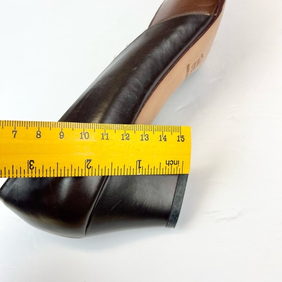 Salvatore Ferragamo Brown Leather Heels Size 7.5B - Picture 6 of 9